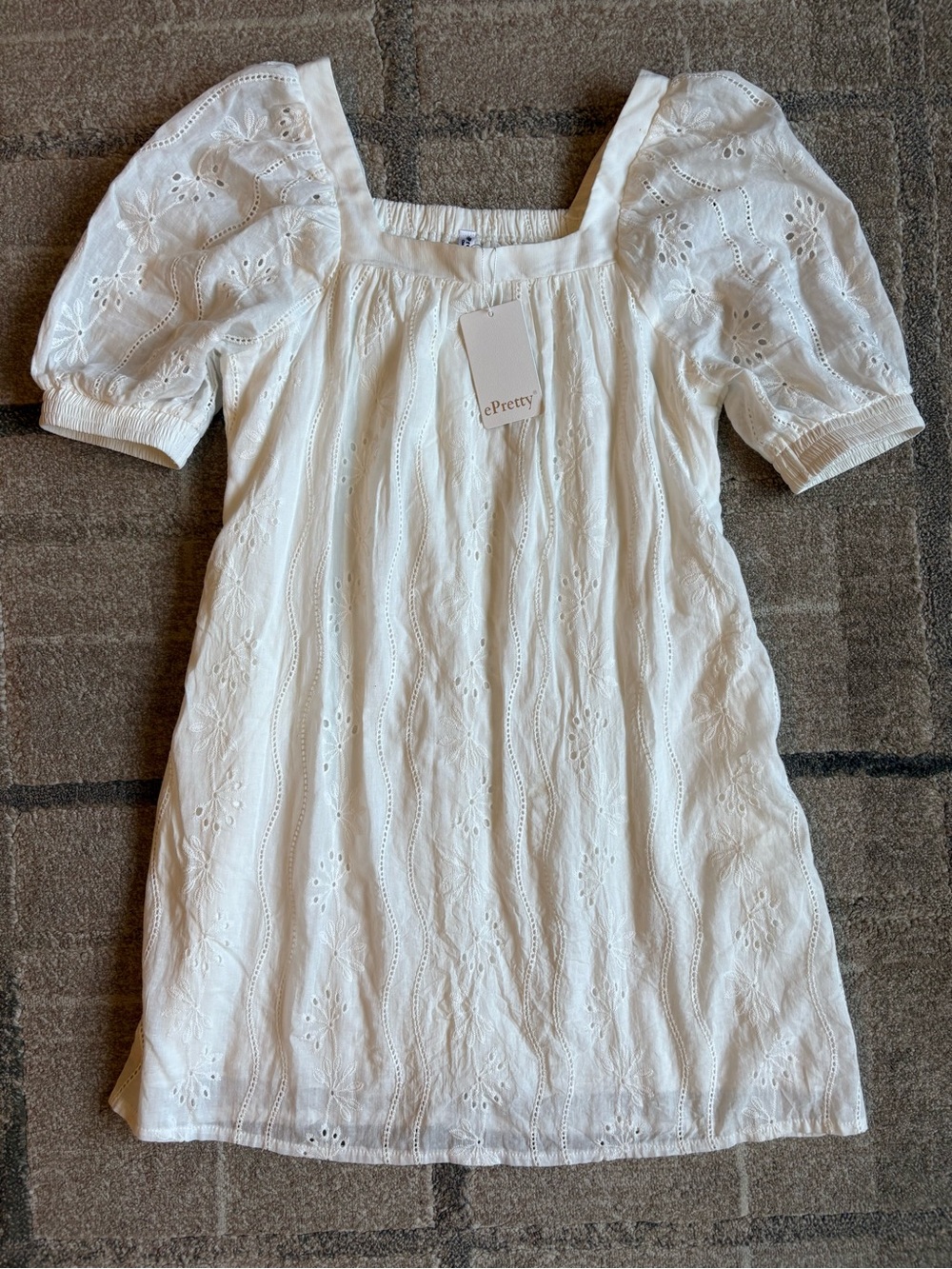 ePretty White Eyelet Puff Sleeve Mini Dress Size Small NWT